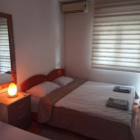 Apartman Tristan Herceg Novi Exterior foto