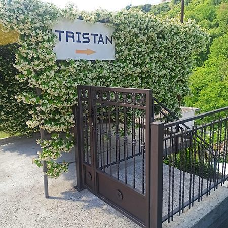 Apartman Tristan Herceg Novi Exterior foto