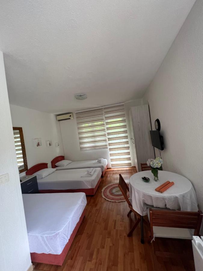 Apartman Tristan Herceg Novi Exterior foto